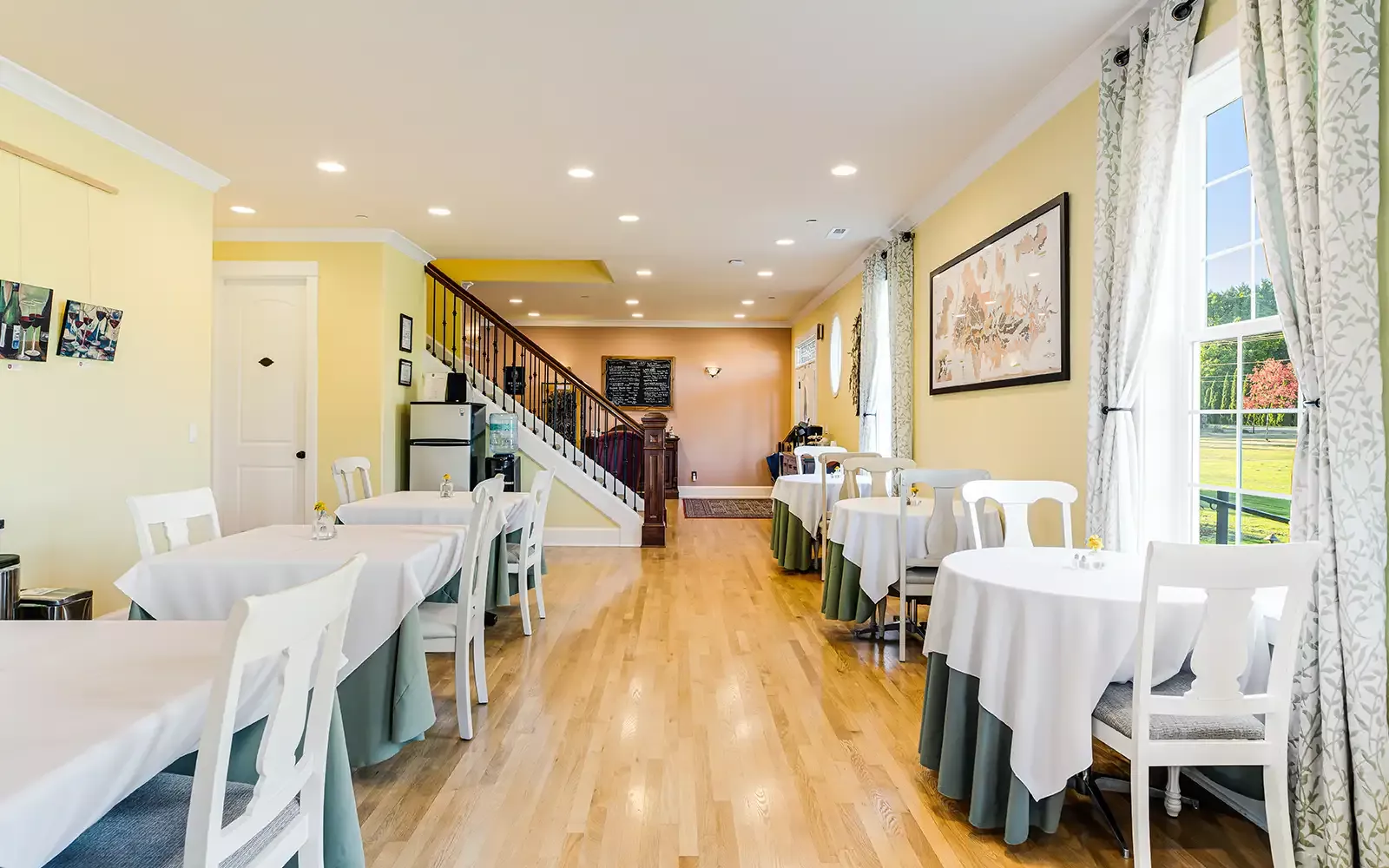 Dining Room at Bed & Breakfast